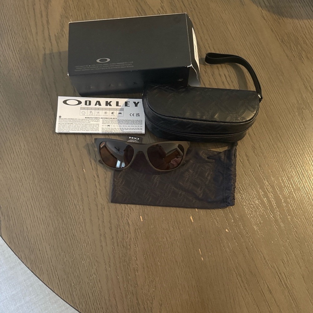 Oakley Men's Leadline Sunglasses - matte brown tortoise and prizm brown gradient